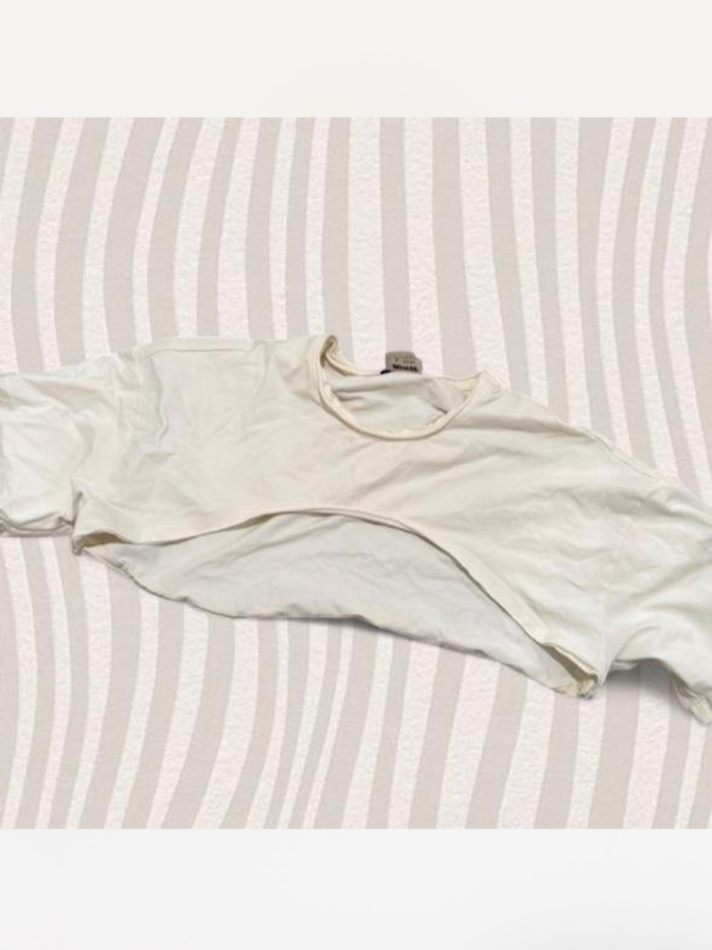 Bo+Tee Crop Tee with Crew Neck